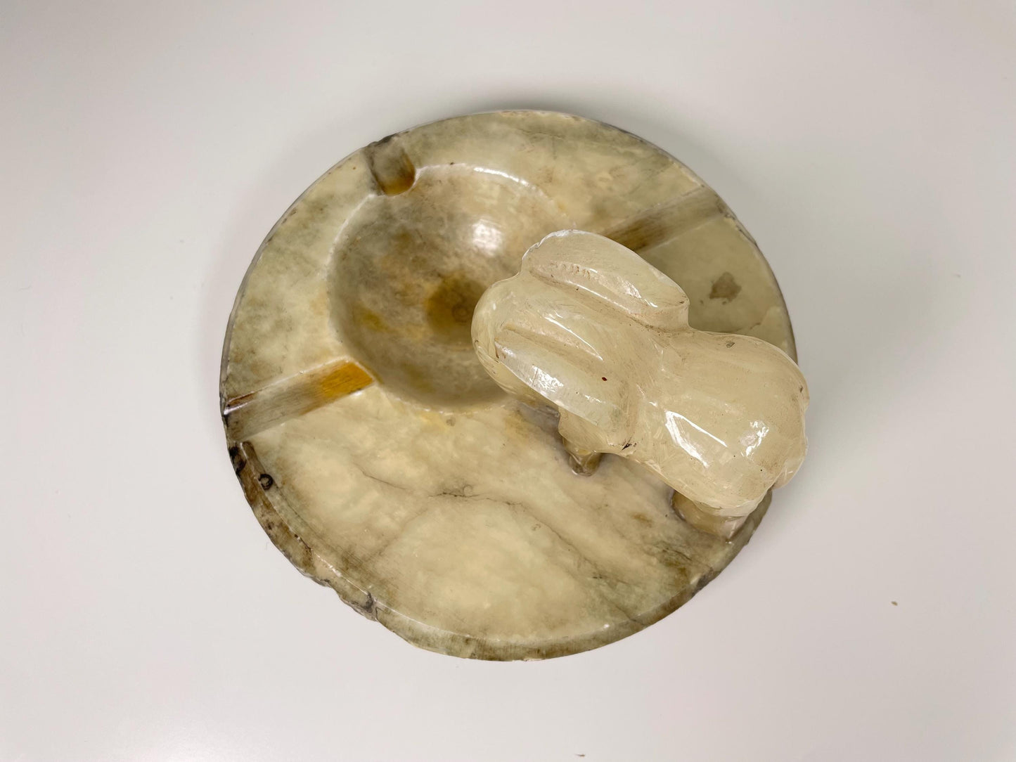 Hand Carved Alabaster Elephant Ashtray Albasten Olifantenasbak