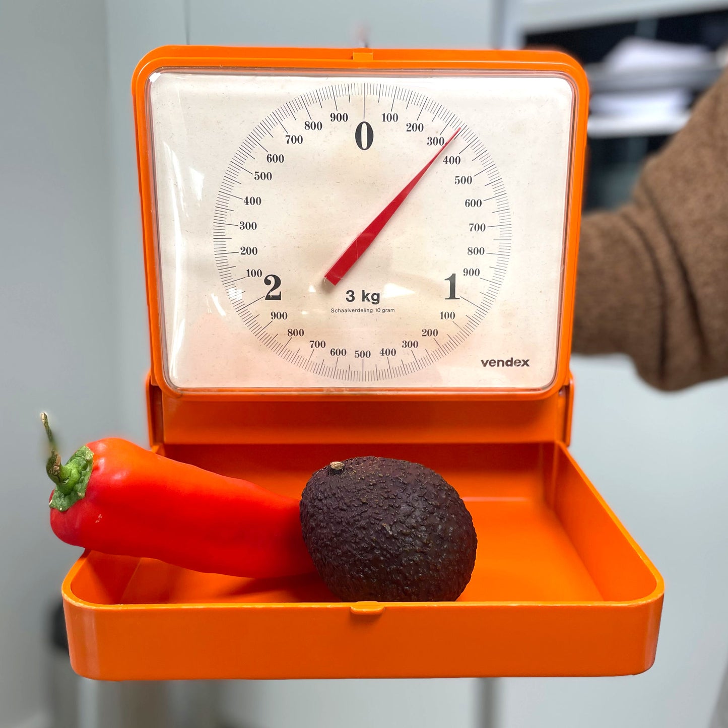 Vintage Orange Vendex German Wall Mounting Kitchen Scale Keukenweegschaal