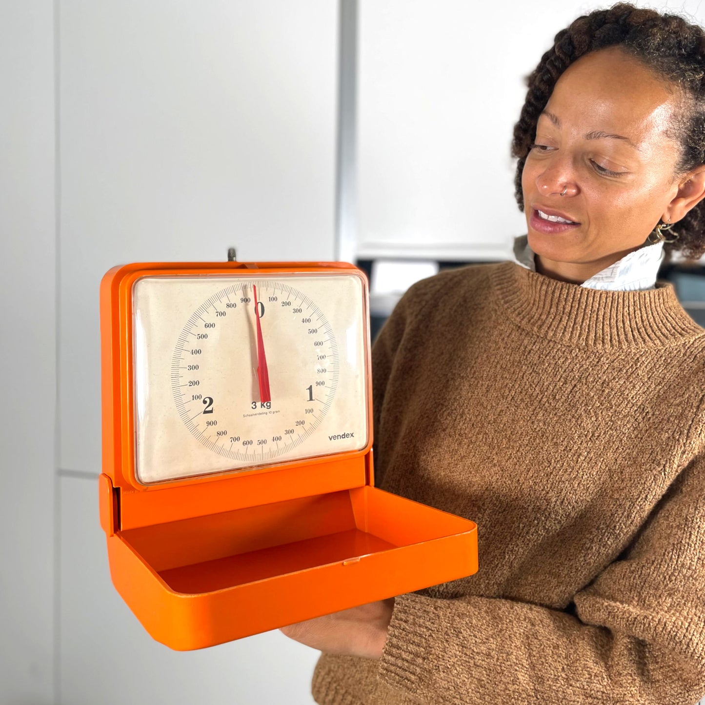 Vintage Orange Vendex German Wall Mounting Kitchen Scale Keukenweegschaal