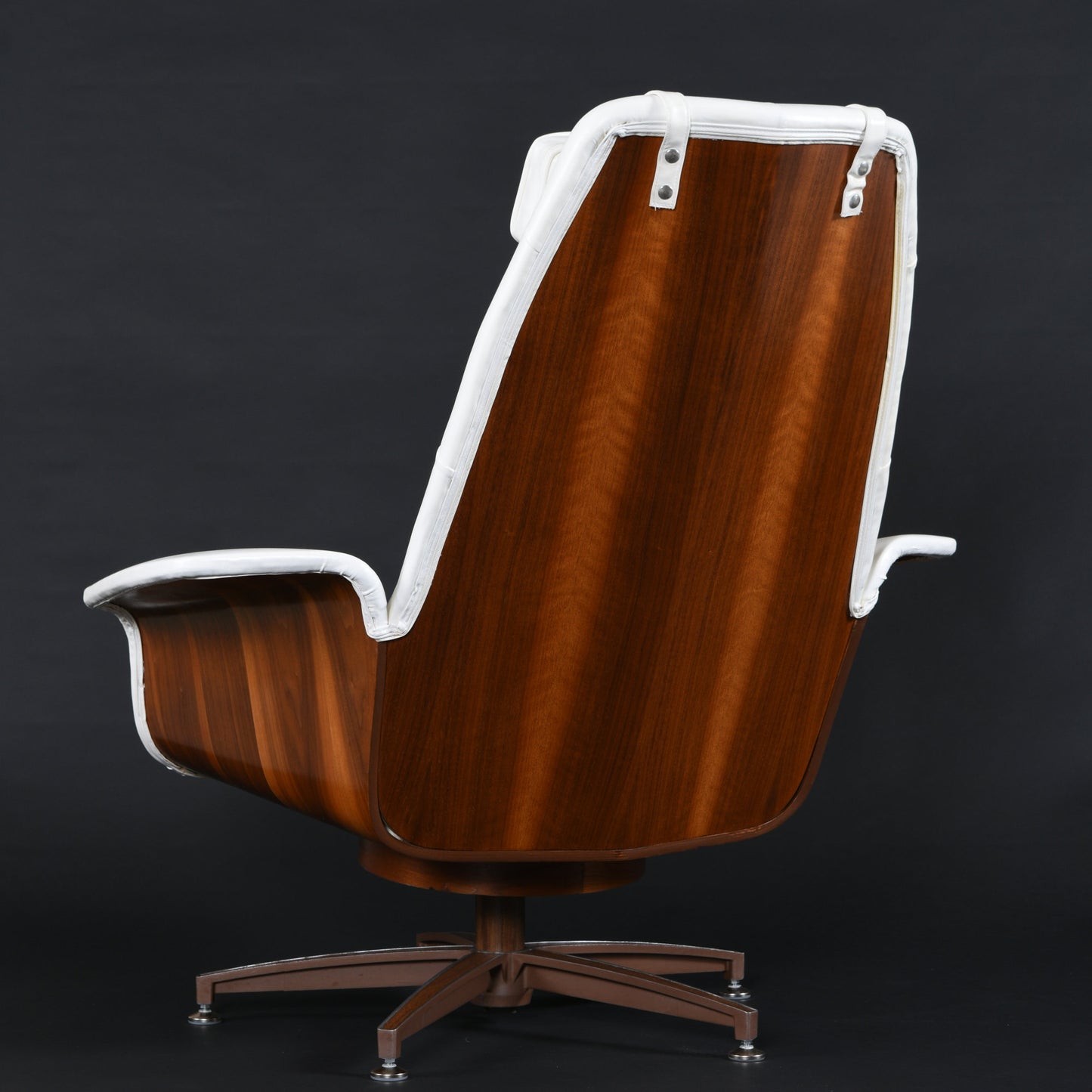 Restored George Mulhauser Style White Tufted Tilt and Swivel Chair with Ottoman