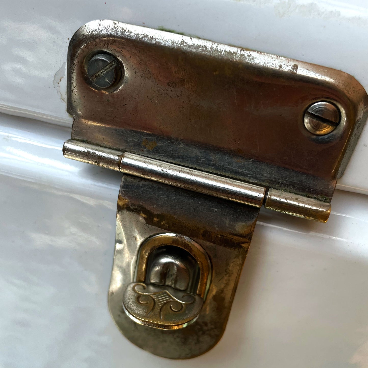Vintage Nederlands Witte Enamaille Broodtrommel Jaar 1950