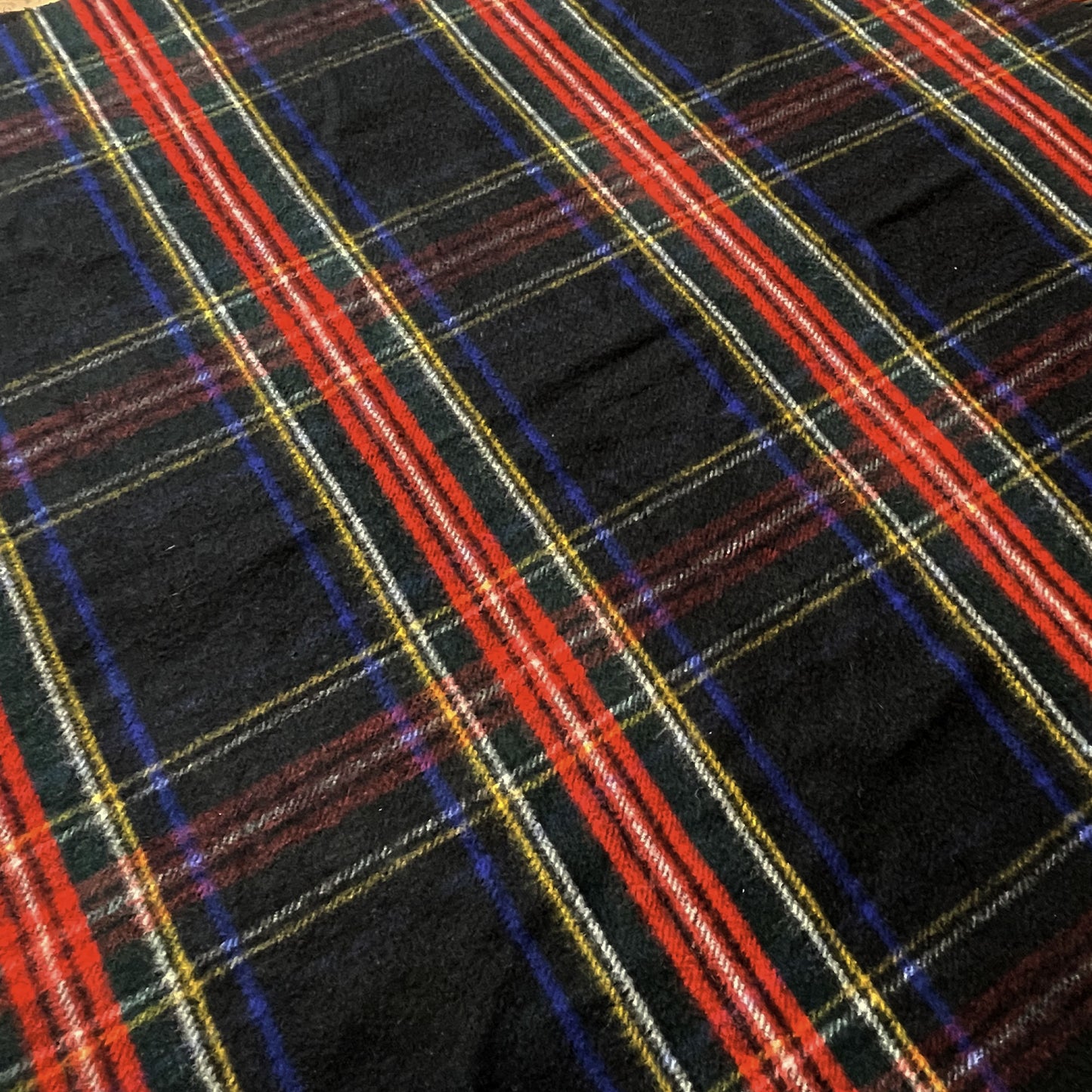 Johnston's of Elgin Scotland Luxe Plaid Tartan Deken van 100% Wol
