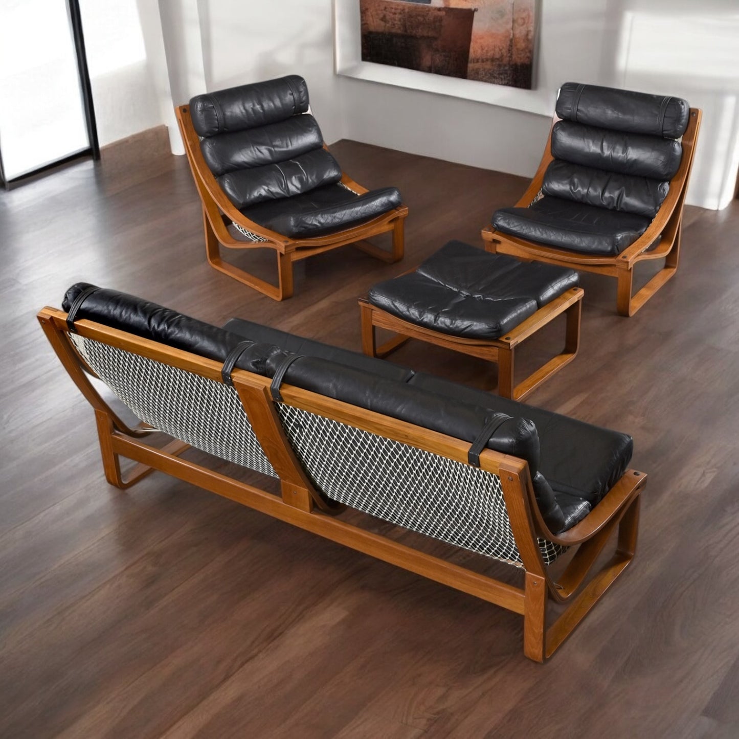 1970s Fred Lowen for Tessa Black Leather & Teak T4 Sling Sofa