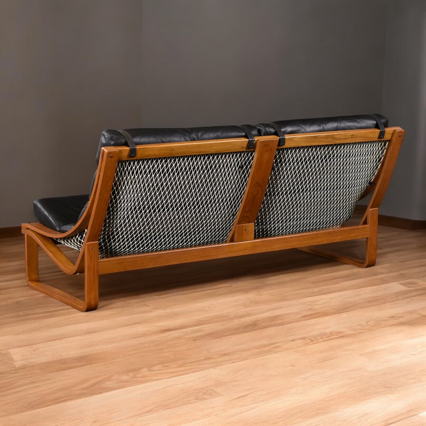 1970s Fred Lowen for Tessa Black Leather & Teak T4 Sling Sofa