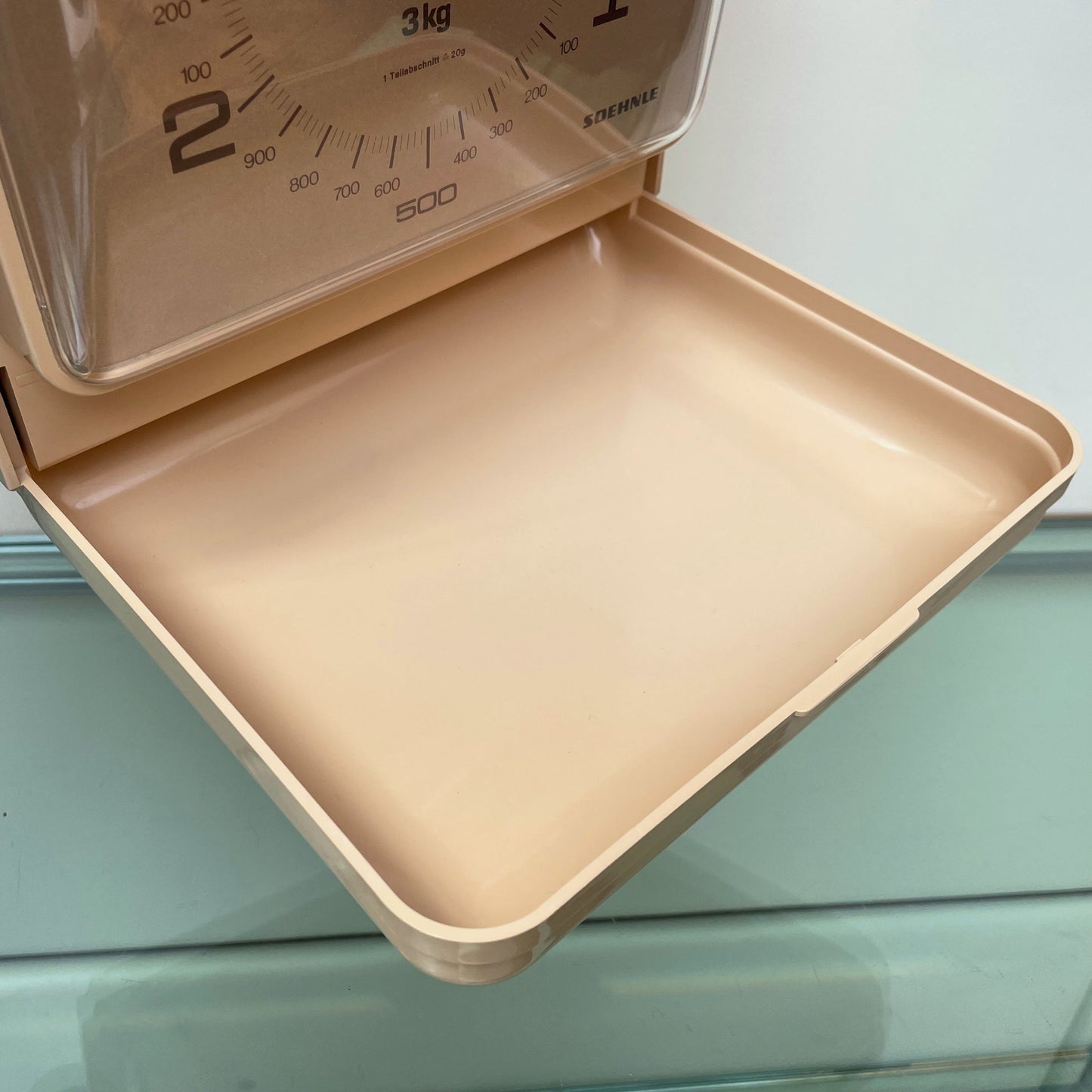 Vintage Soehnle Beige Duitse Keukenweegschaal voor Wandmontage