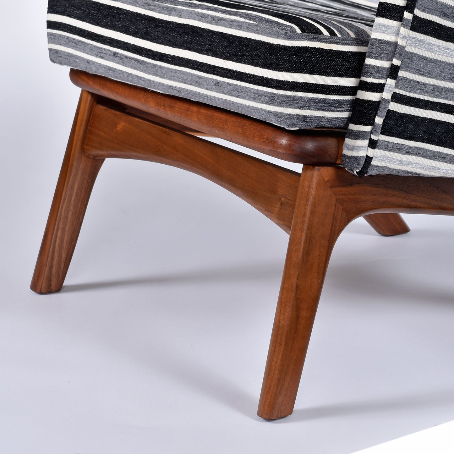 Restored Adrian Pearsall For Craft Associates 2056-C Highback Lounge Chair