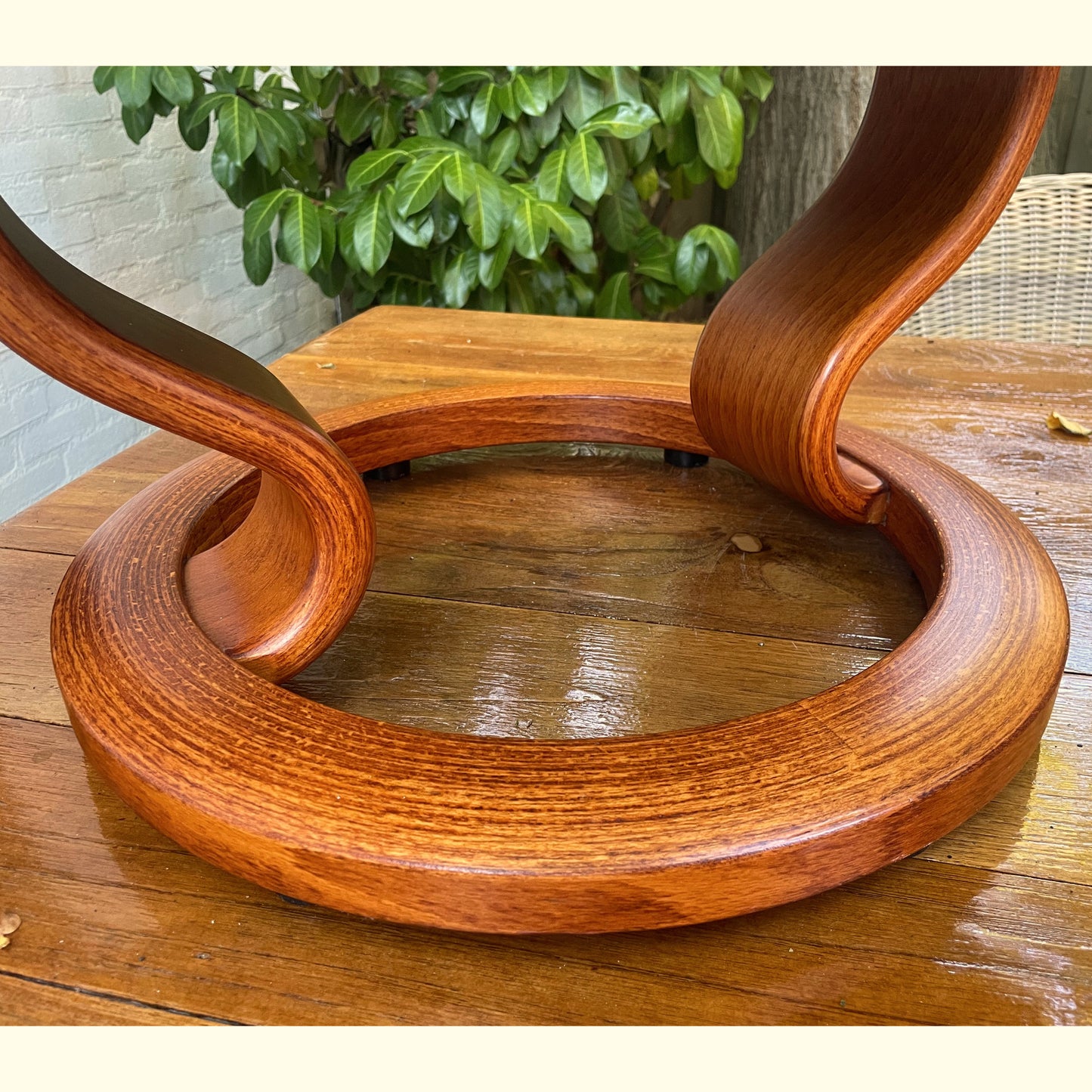 Ekornes Stressless voetenbankje van leer en hout