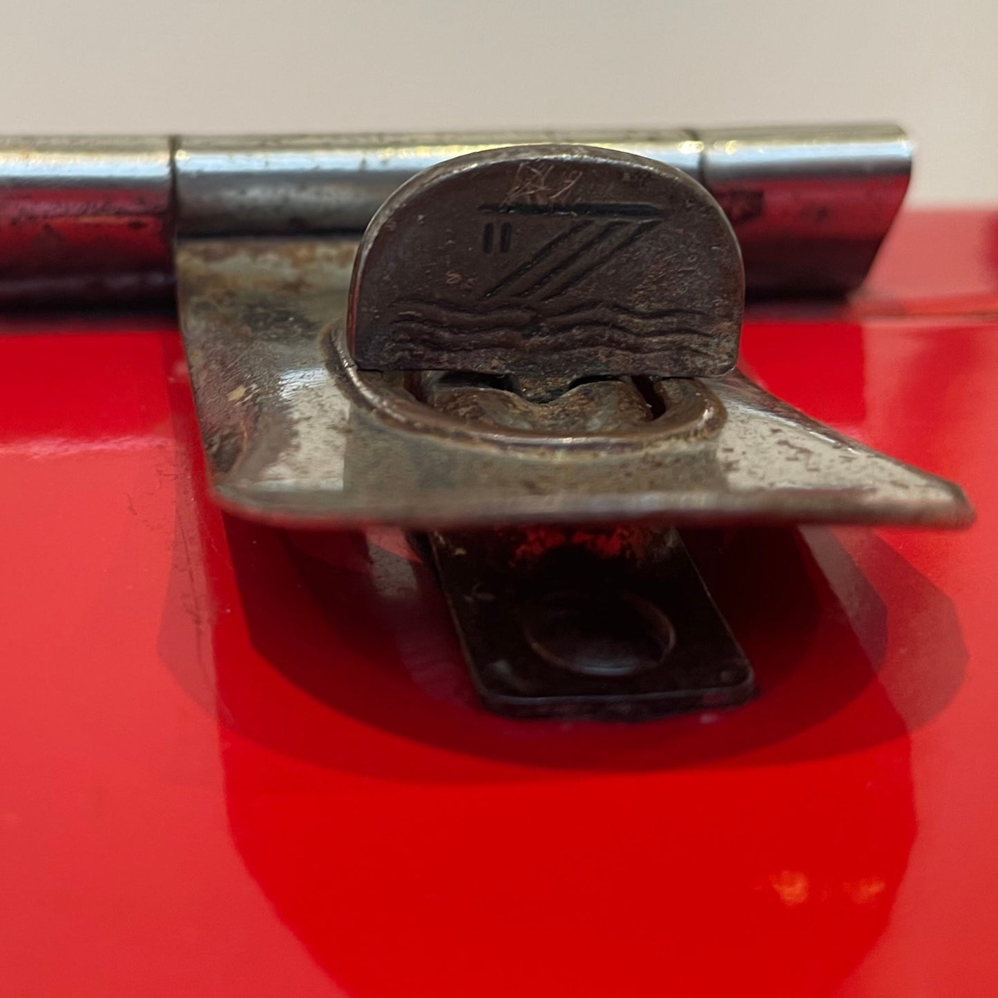 Vintage Nederlands Rode Enamaille Broodtrommel Jaar 1950