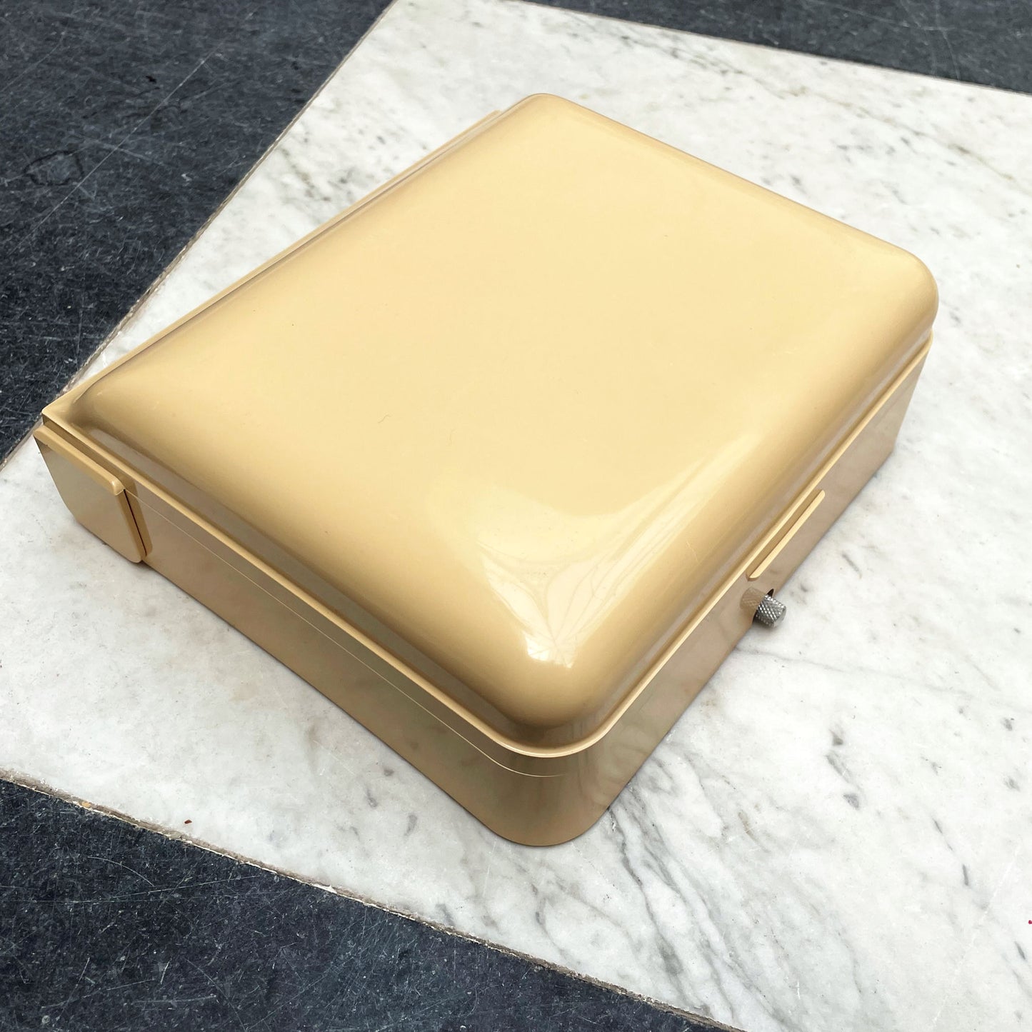 Vintage Soehnle Beige Duitse Keukenweegschaal voor Wandmontage